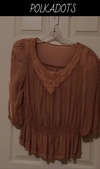 💙𝅺🌹polkadot blouse - Picture 11 of 11